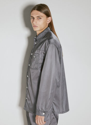 Re-Nylon Triangle Plaque Shirt Prada Re-Nylon Triangle Plaque Shirt Grey pra0153001