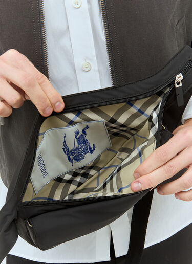Burberry Shield Belt Bag Black bur0158023
