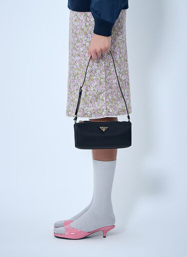 Prada Re-Nylon Shoulder Pouch Black pra0258051