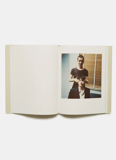 Books Collier Schorr Black don0590124