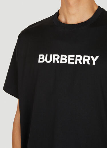 Burberry 로고 프린트 티셔츠 블랙 bur0149025