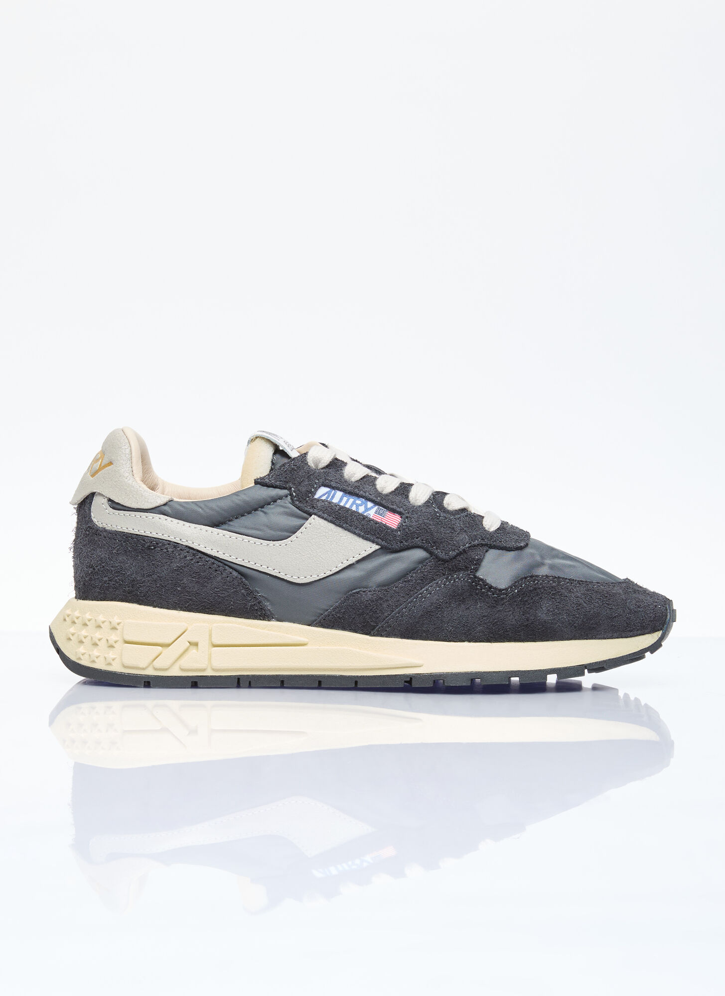Autry Reelwind Low Sneakers In Grey