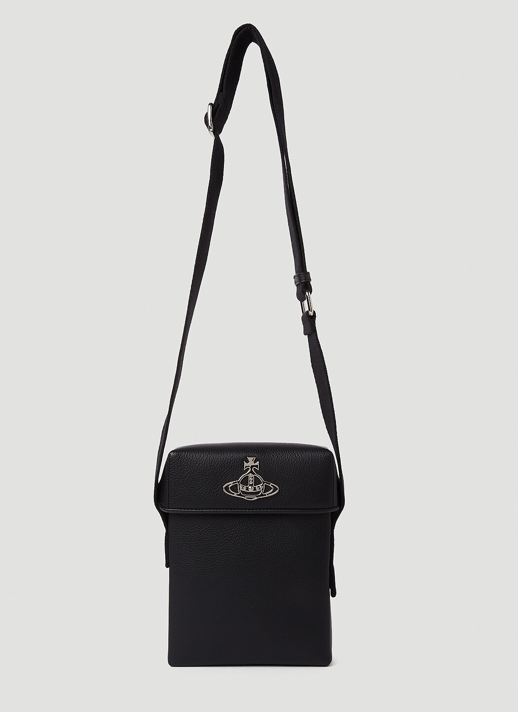 Vivienne westwood logo plaque crossbody 2025 bag