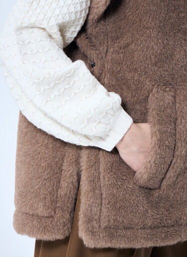Max Mara Teddy Fabric Gilet Cape Light Brown max0259026