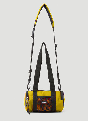 スモール ダッフル クロスボディバッグ Eastpak x Telfar スモール ダッフル クロスボディバッグ イエロー est0353016