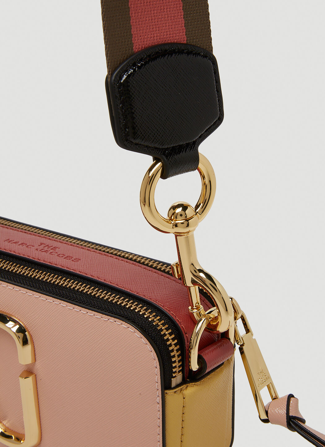 Marc Jacobs Snapshot Shoulder Bag in Rose LN CC