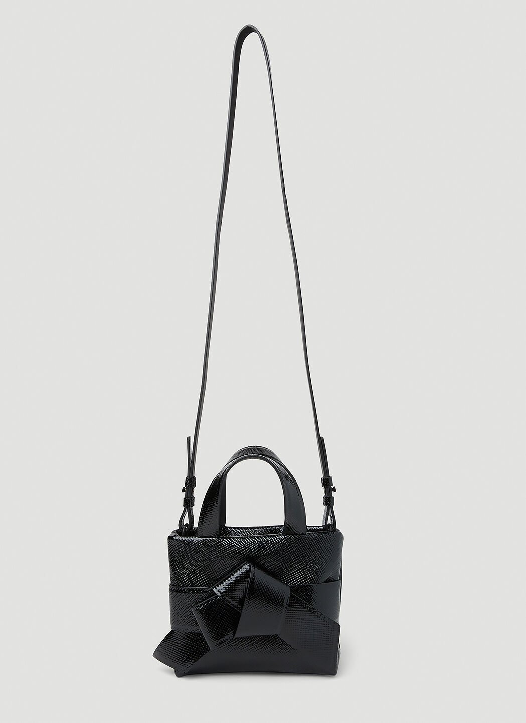 Acne studios musubi mini sales knotted leather shoulder bag