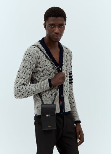 Thom Browne 4-바 크로스바디 폰 홀더 블랙 thb0157009