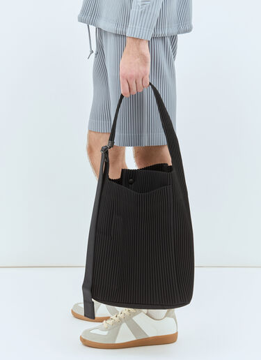 Homme Plissé Issey Miyake 유틸리티 토트백 블랙 hmp0158014