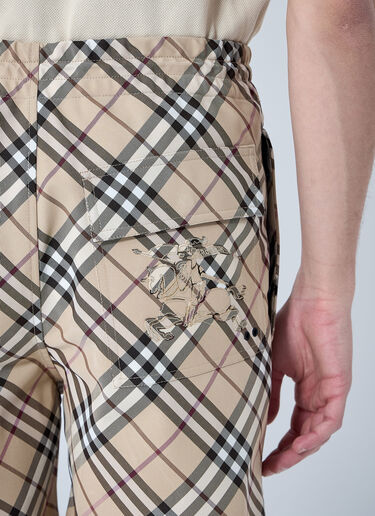 Burberry Check Elasticated Shorts Beige bur0159014