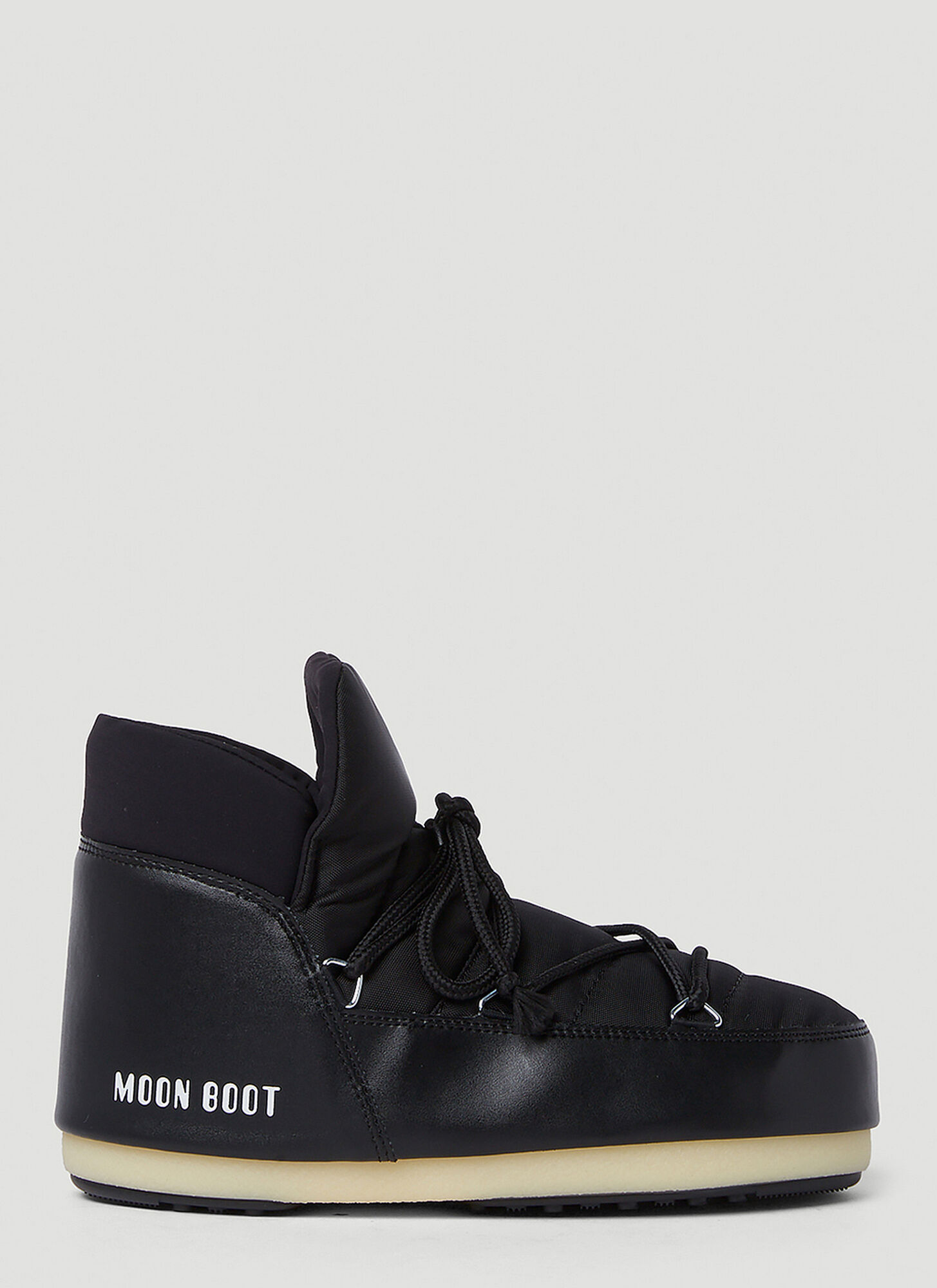 Moon Boot Logo Printed Round Toe Boots