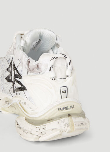 Balenciaga Graffiti Runner Sneakers White bal0252001