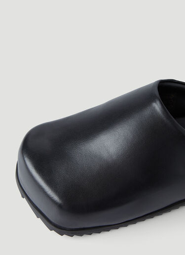 Yume Yume Truck Slip-Ons  Black yum0246001
