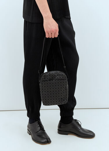 Bao Bao Issey Miyake Voyager ワントーン ショルダーバッグ ブラック bao0158002