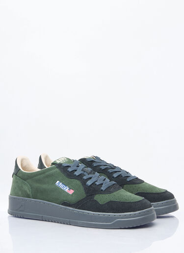 Autry Medalist Low Sneakers Green aut0158002