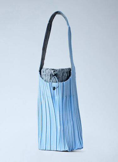 LN-CC® - Pleats Please Issey Miyake: Pleats Swan Bag - Blue Pleats Please Issey Miyake Pleats Swan Bag Blue plp0266064