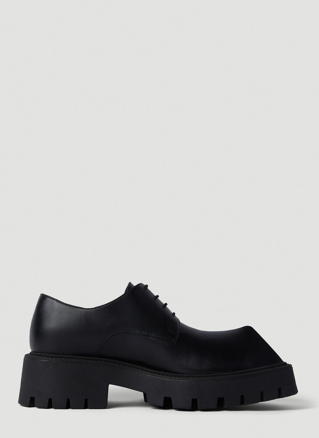 Balenciaga hotsell summer shoes