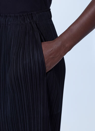 LN-CC® - Pleats Please Issey Miyake: Thicker Bottoms 1 Midi Skirt - Black Pleats Please Issey Miyake Thicker Bottoms 1 Midi Skirt Black plp0266059