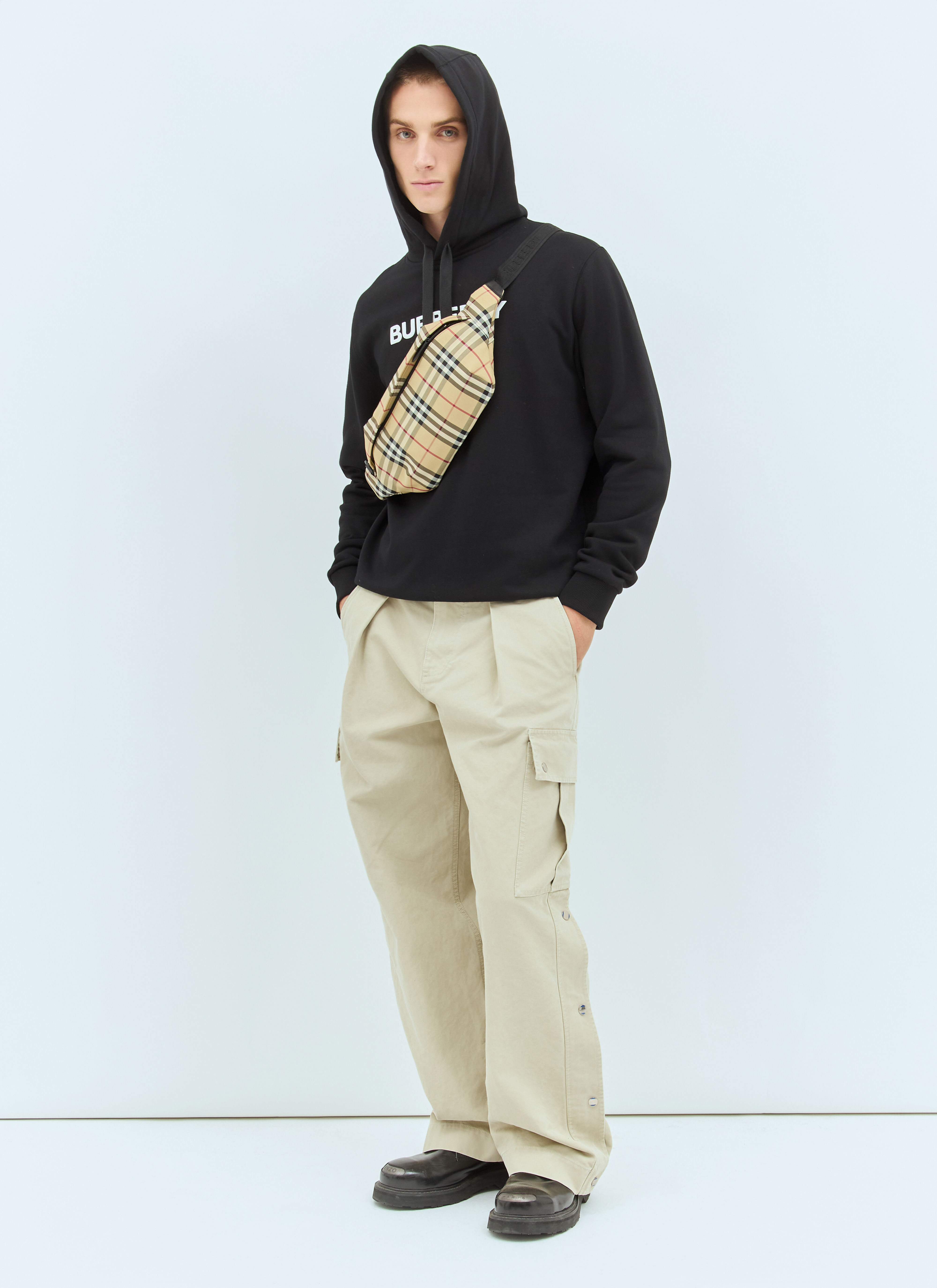 Burberry logo applique hoodie 2025
