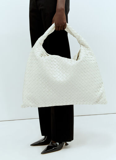 Bottega Veneta ラージホップ　ショルダーバッグ ホワイト bov0254047