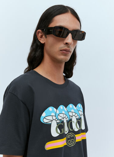 Gucci Mushroom Logo Print T-Shirt Black guc0153055