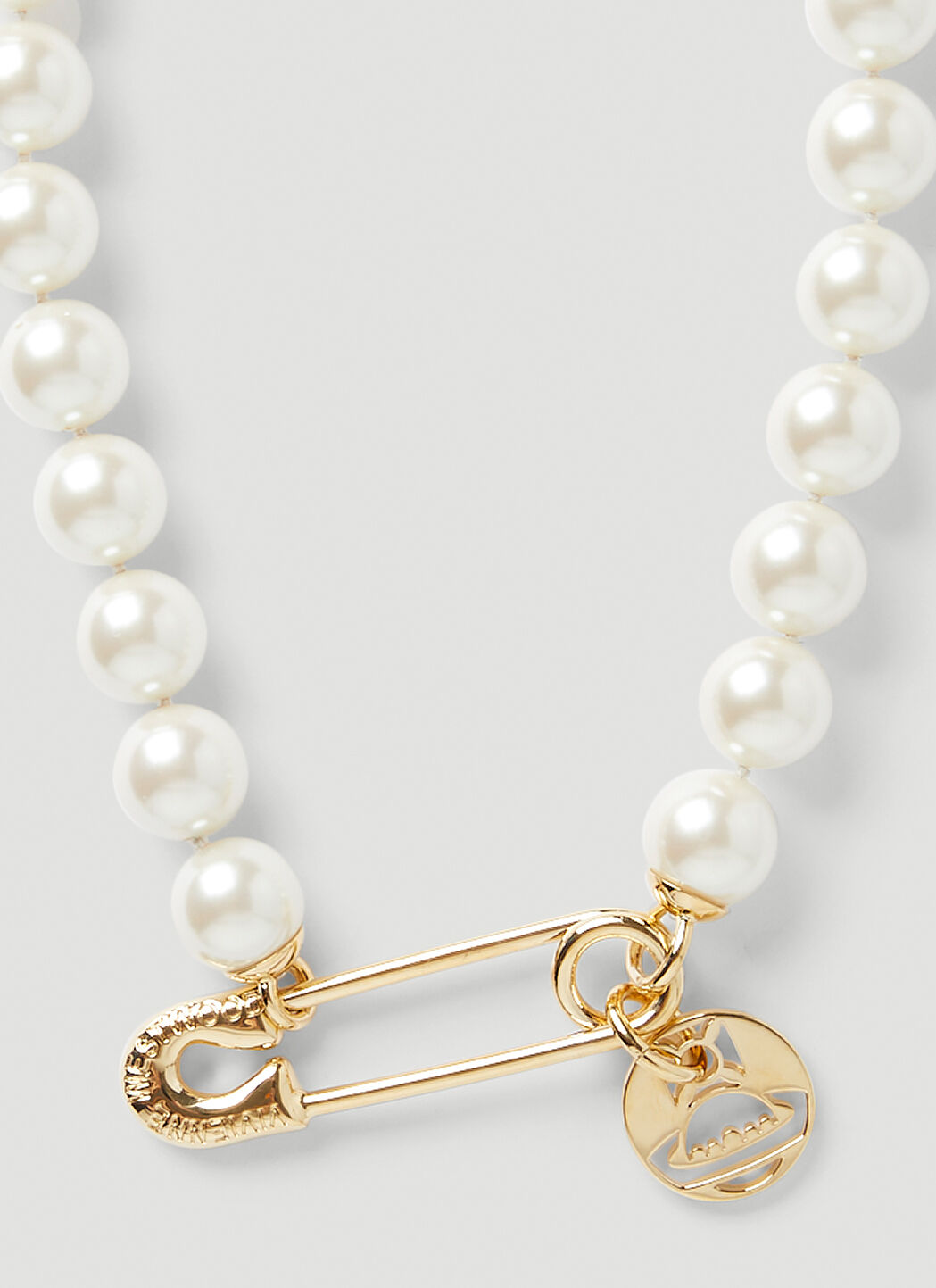 Vivienne westwood safety best sale pin necklace
