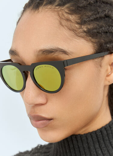 Clean Waves Type 05 Round Sunglasses Black clw0357010