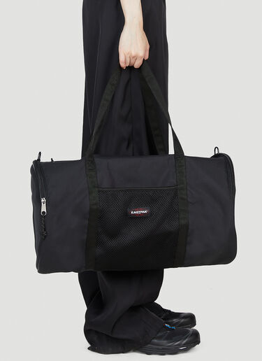 Eastpak x Telfar ラージ ダッフル ウィークエンド バッグ ブラック est0353015