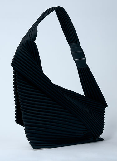 Homme Plissé Issey Miyake 오버랩 숄더백  블랙 hmp0160018