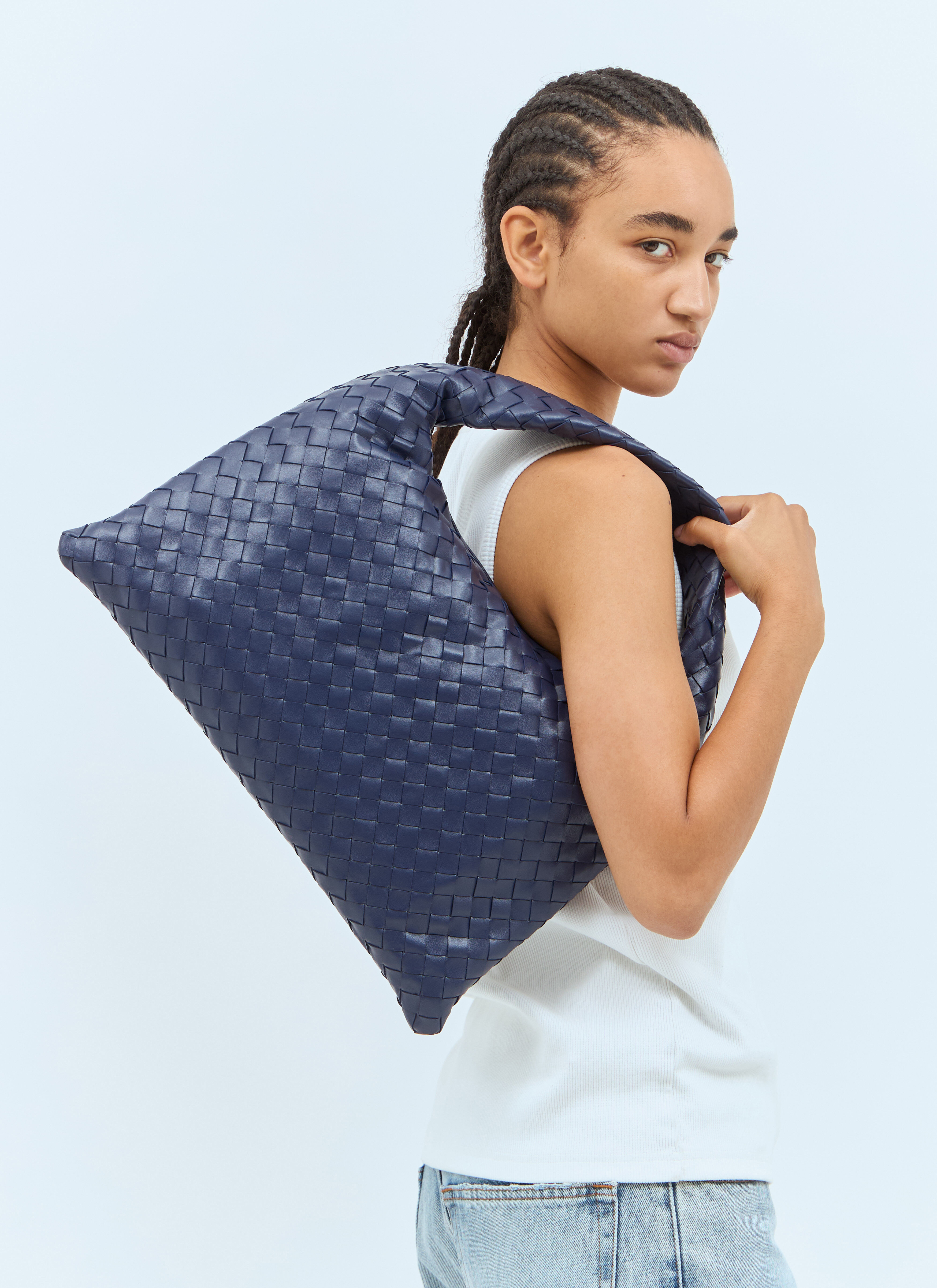 Small navy shoulder bag hot sale