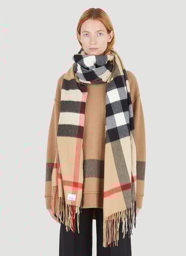 Burberry Half Mega Check Scarf Beige bur0346024