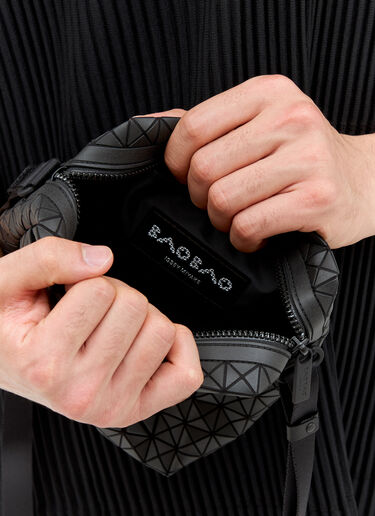 Bao Bao Issey Miyake Voyager ワントーン ショルダーバッグ ブラック bao0158002