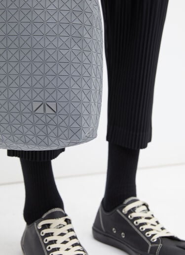 Cart S One-Tone Tote Bag Bao Bao Issey Miyake Cart S One-Tone Tote Bag Grey bao0155003