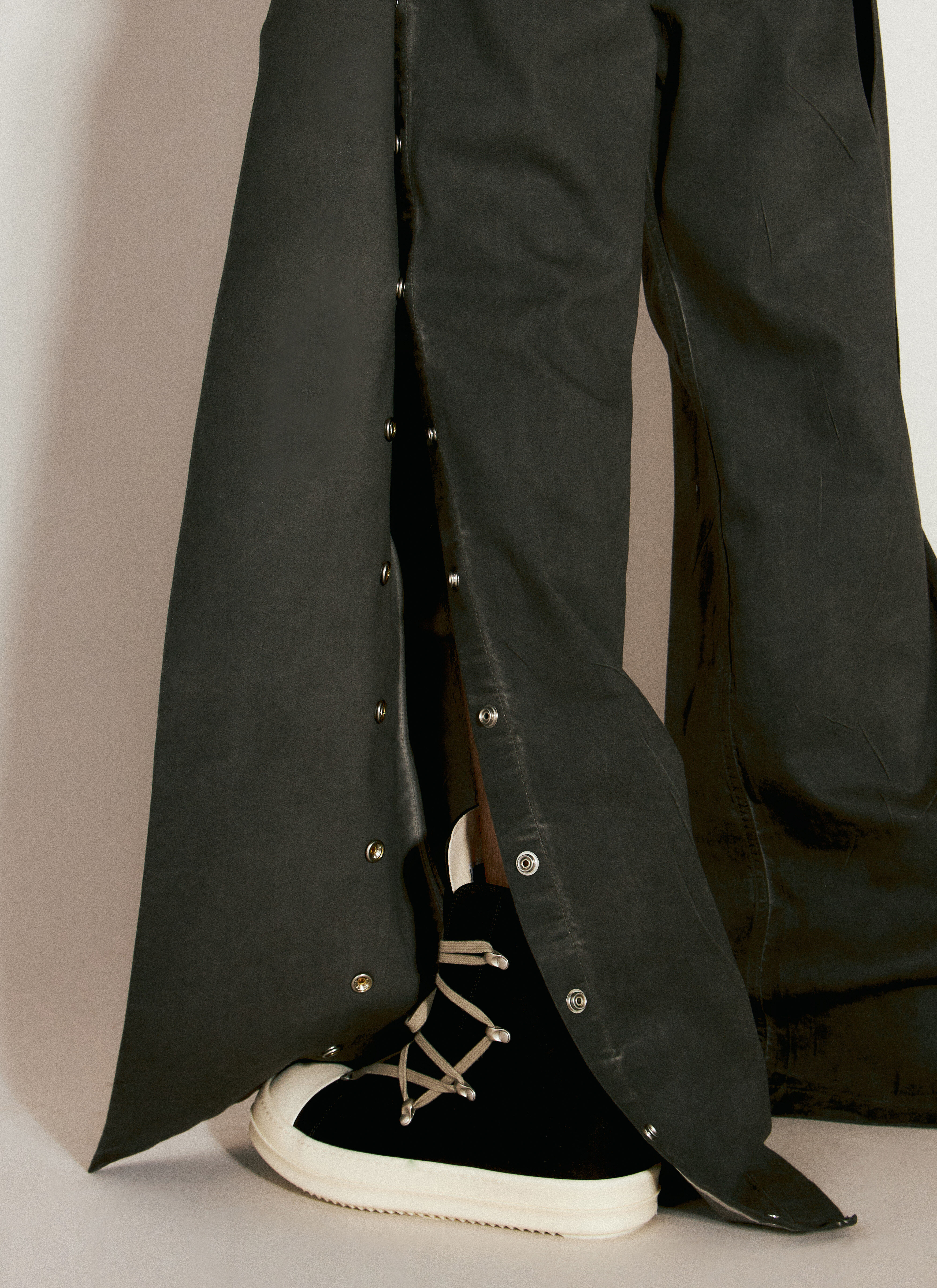 Babel Pusher Pants in Black – SVRN