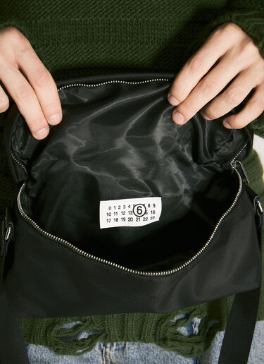 MM6 Maison Margiela 数字尼龙斜挎包 黑色 mmm0157014