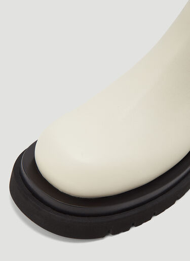 Bottega Veneta Lug Boots Cream bov0244024