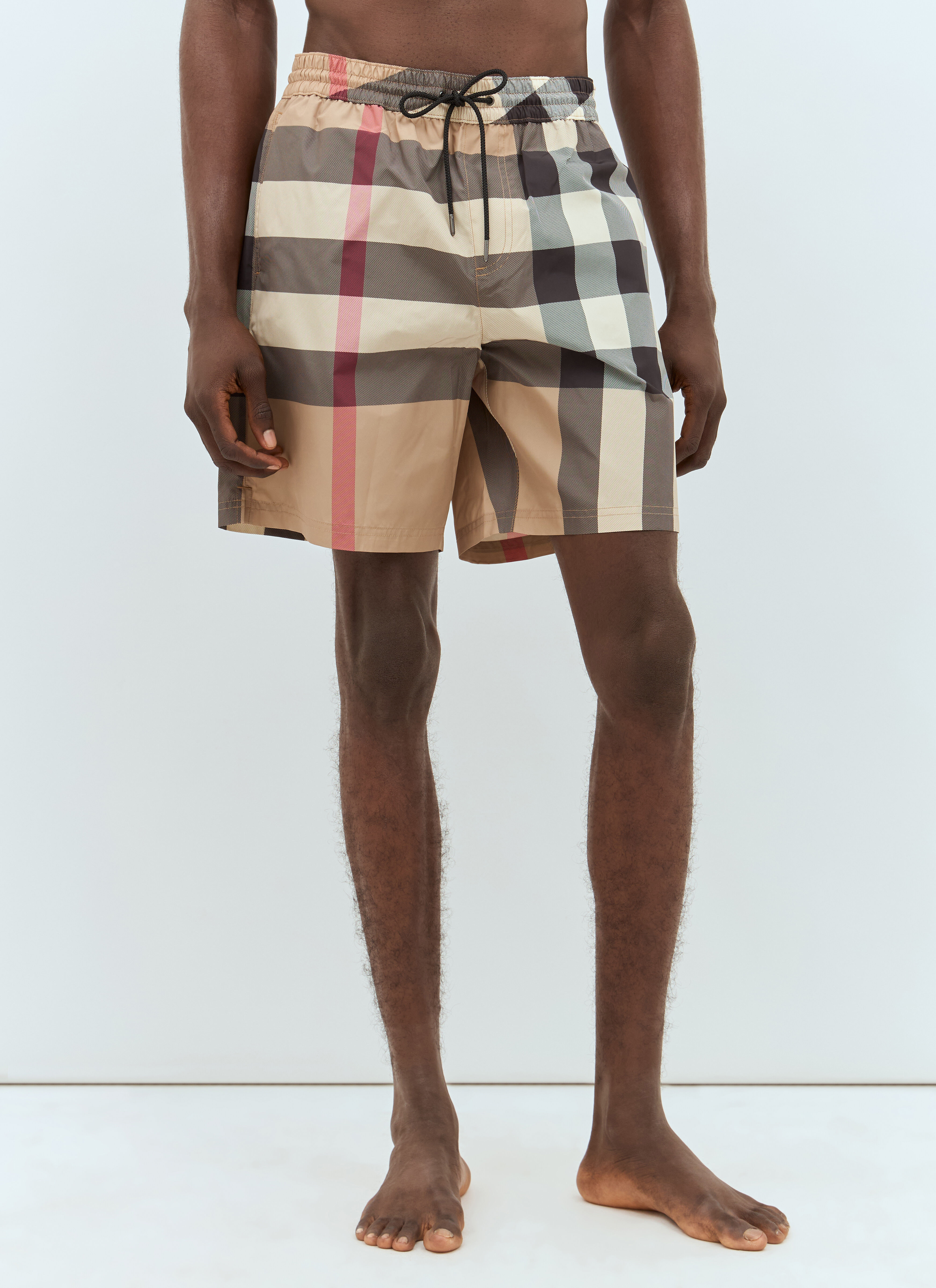 Burberry Vintage Check Swim Shorts en Beige LN CC