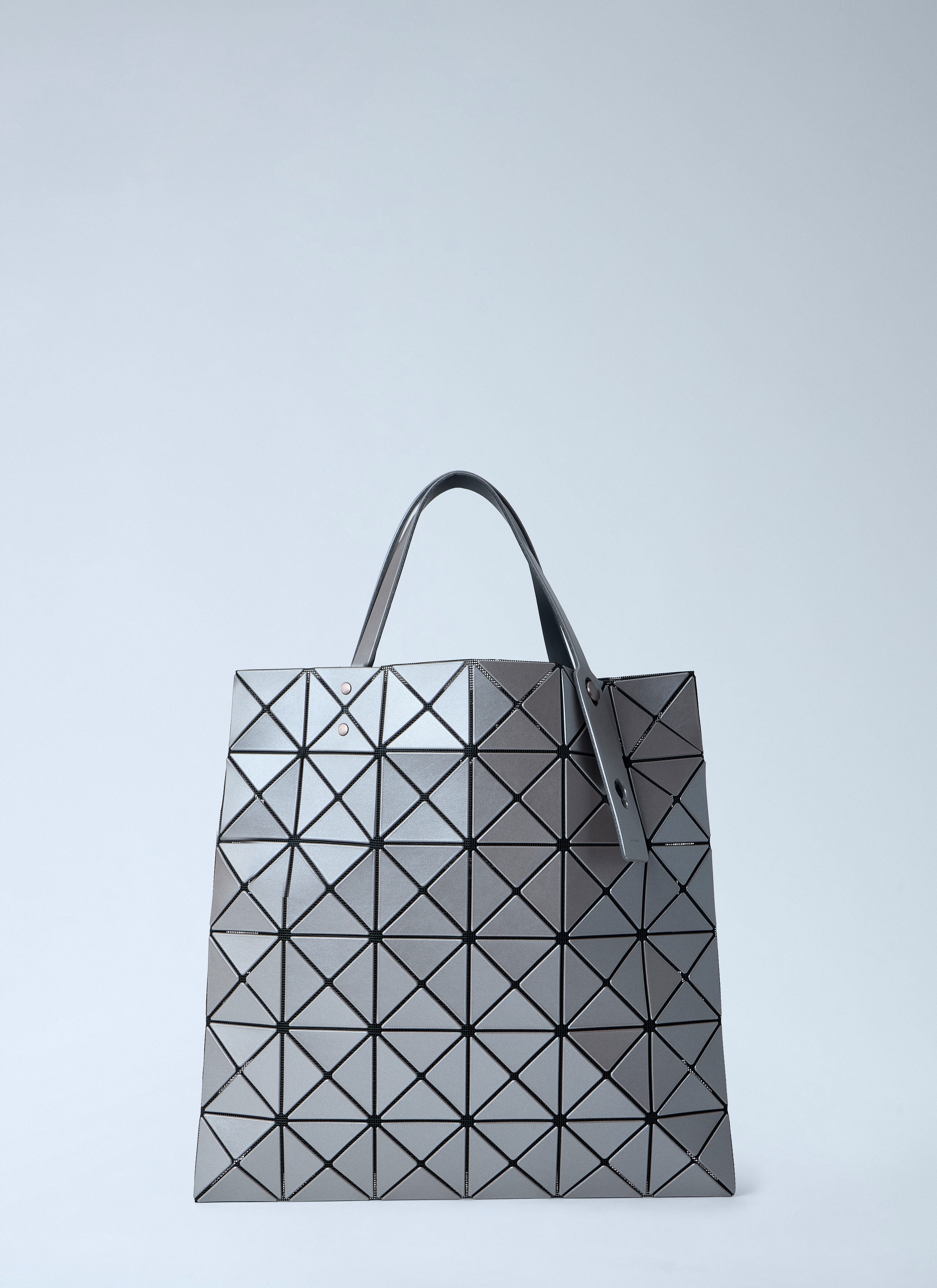 BAO BAO シルバー ハンドバッグ シルバー（銀色）系 BAOBAO ISSEY MIYAKE(バオバオイッセイミヤケ