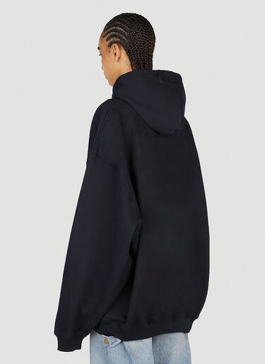 ロゴ フードスウェットシャツ VETEMENTS ロゴ フードスウェットシャツ ブラック vet0254007