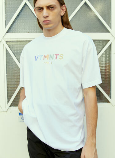 クリスタル エンベリッシュド ロゴTシャツ VTMNTS クリスタル エンベリッシュド ロゴTシャツ ホワイト vtm0354004