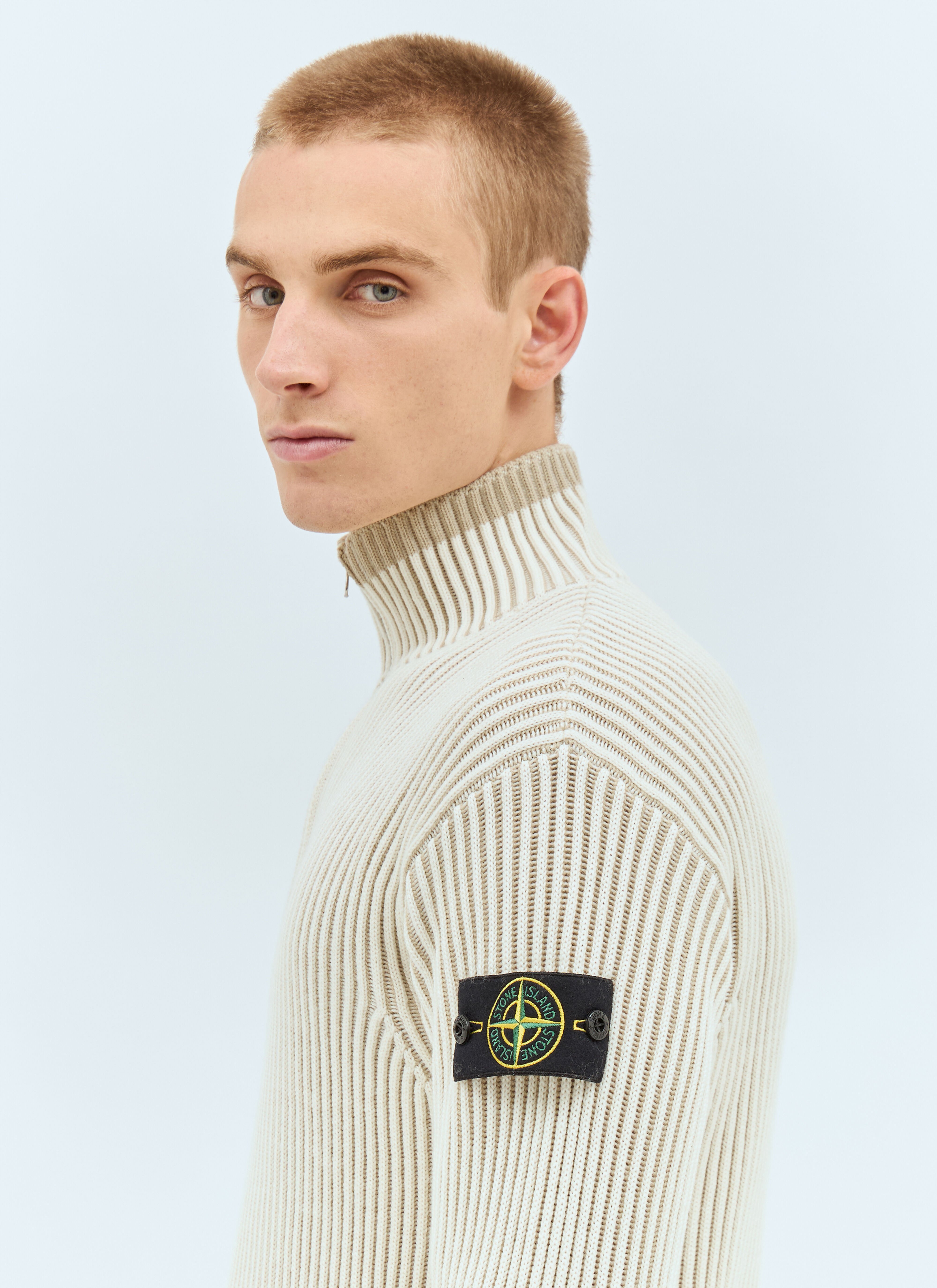 Beige stone island jumper online