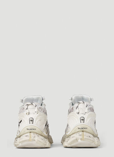 Balenciaga Graffiti Runner Sneakers White bal0252001