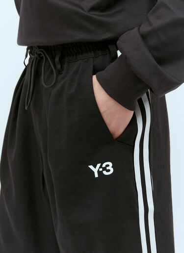 Y-3 x Real Madrid 徽标印花运动短裤 黑色 rma0156010