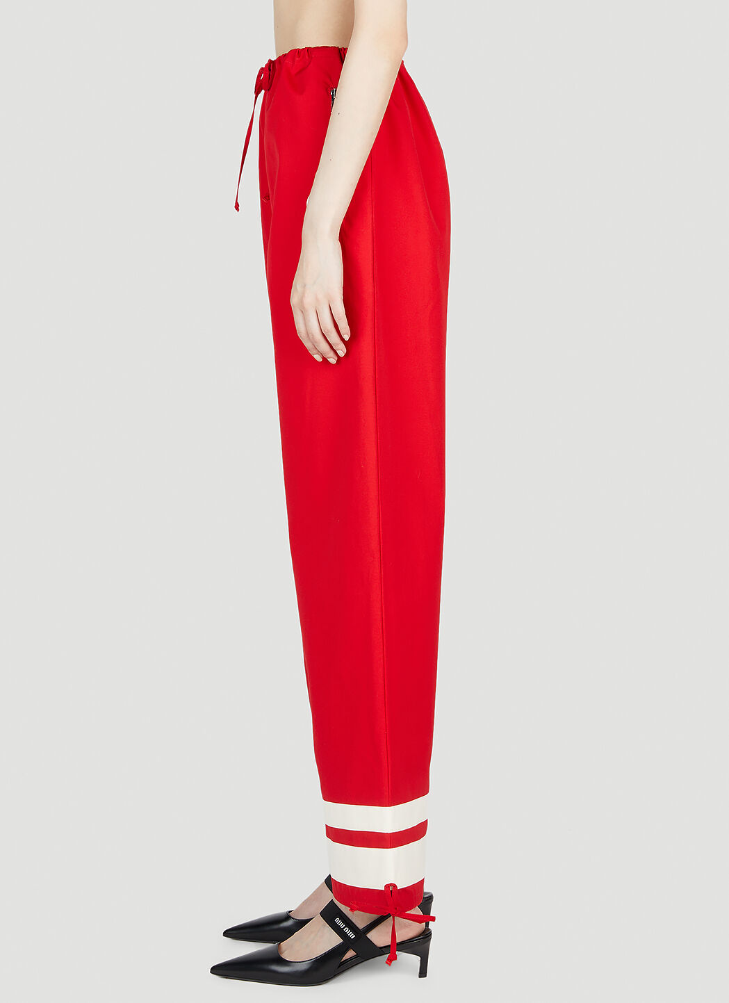 Gucci Women s Round Interlocking G Track Pants in Red LN CC