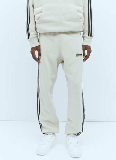 ロゴアップリケトラックパンツ Moncler x adidas Originals ロゴアップリケトラックパンツ アイボリー mad0354005