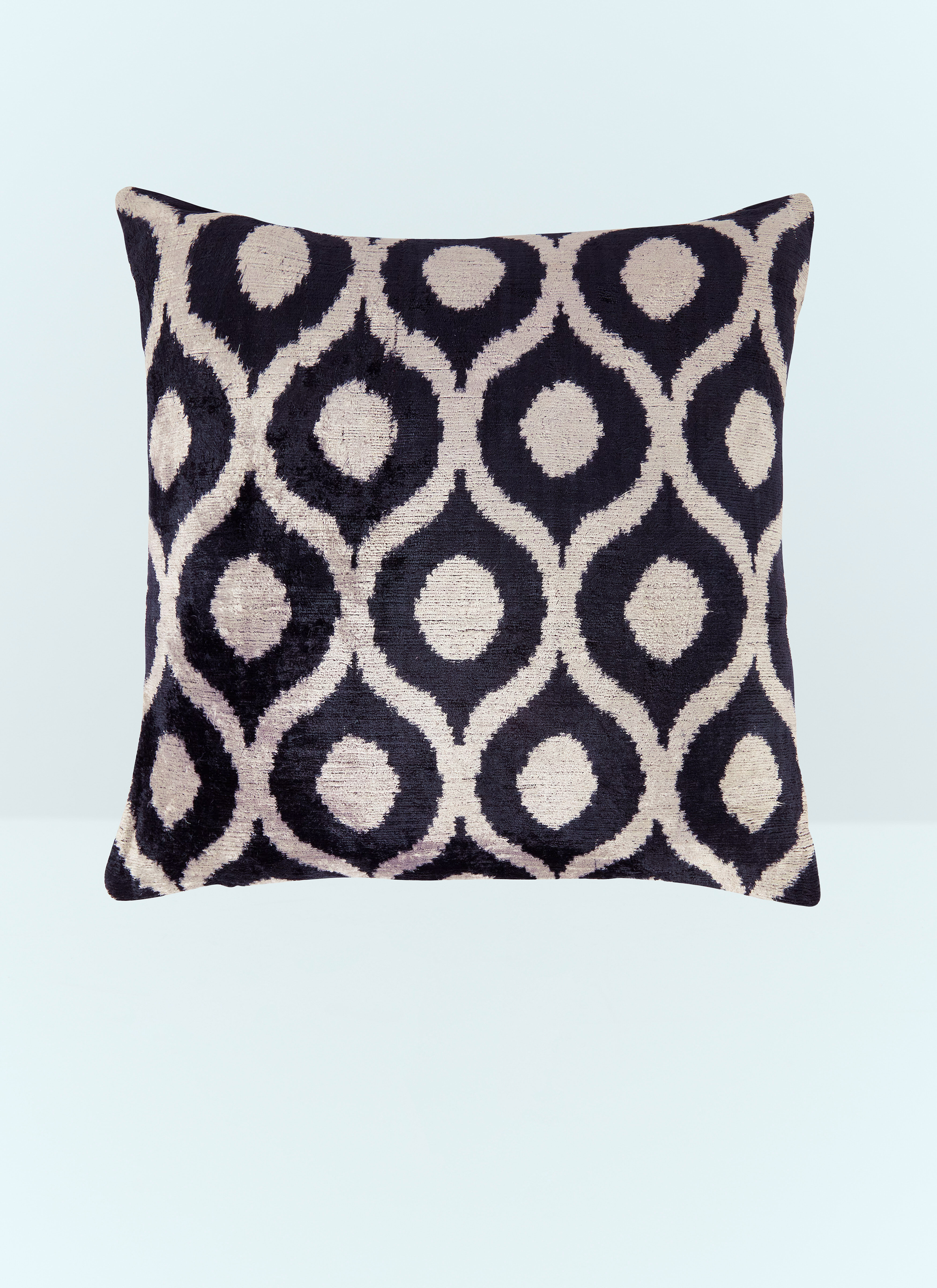 Les Ottomans Velvet Cushion Multicolour wps0691164