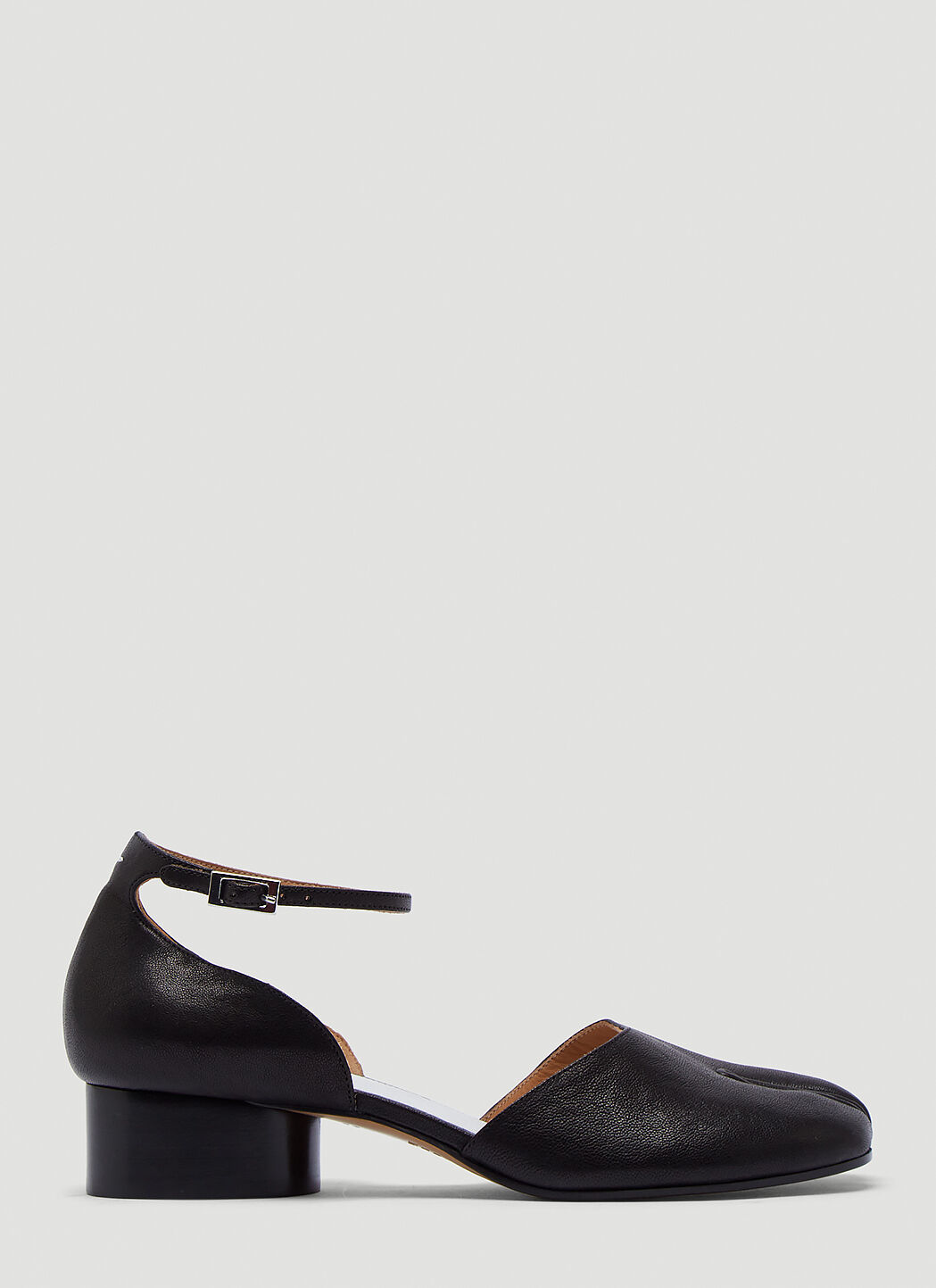 Tabi pumps hotsell margiela