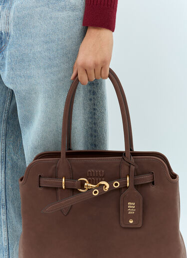 Miu Miu Aventure 中号单肩包 棕色 miu0259033