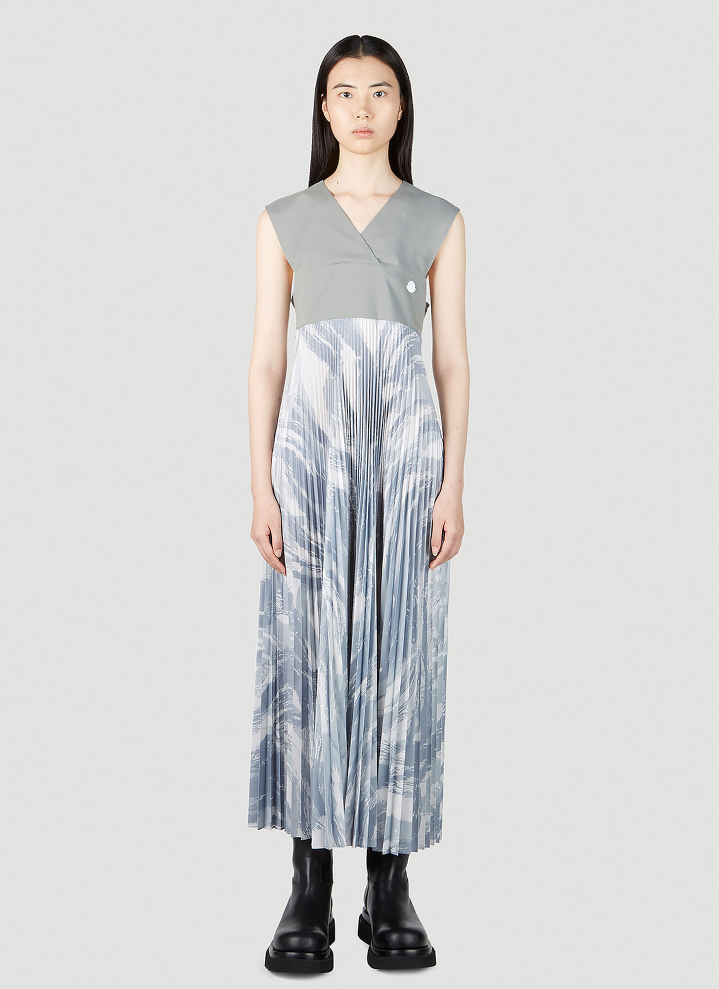 Shop Moncler Genius Pleated Dress In Grey