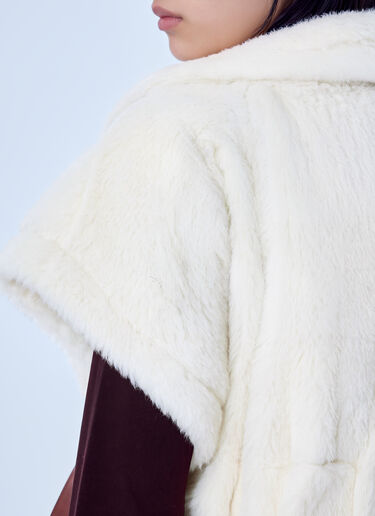 LN-CC® - Max Mara: Shearling Belted Gilet - White Max Mara Shearling Belted Gilet White max0266083